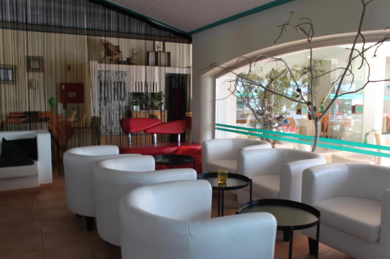 Cozy And Stylish Studio Apt Just 800M From The Beach - New On Booking! Albufeira Bagian luar foto
